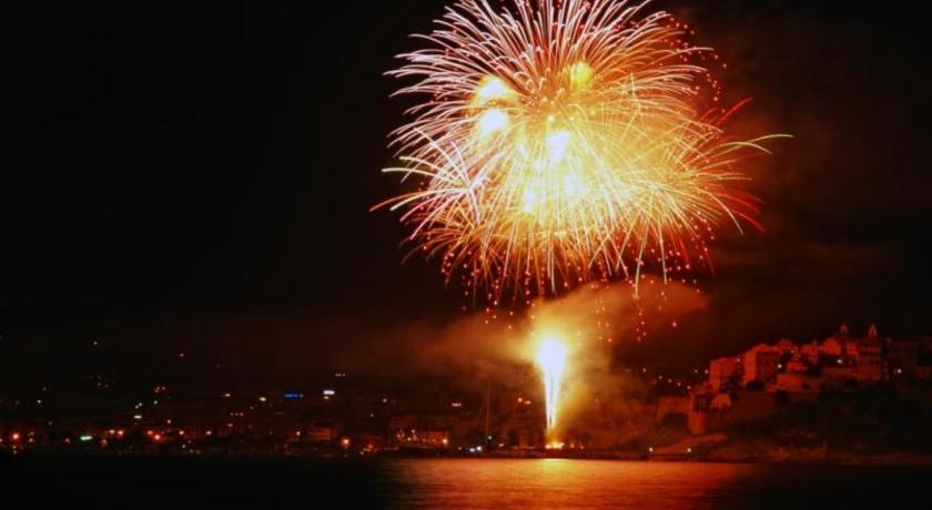 Rental Apartment Les Mimosas - Antibes