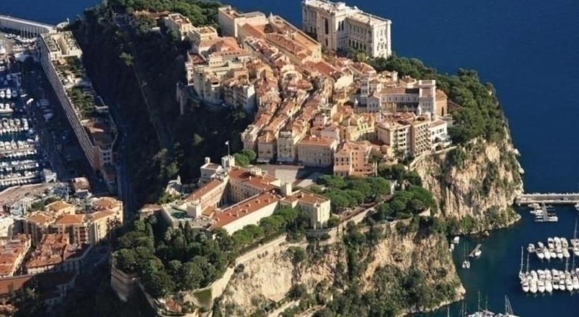 Rental Apartment Le Solymar - Antibes
