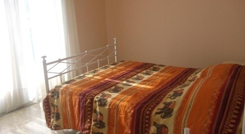 Rental Apartment Le Solymar - Antibes