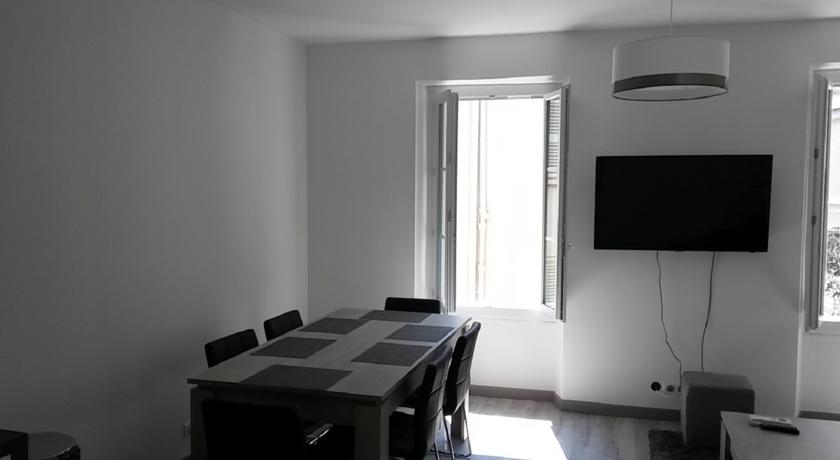 Safranier Townhouse