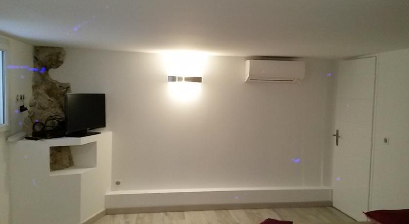 Safranier Townhouse