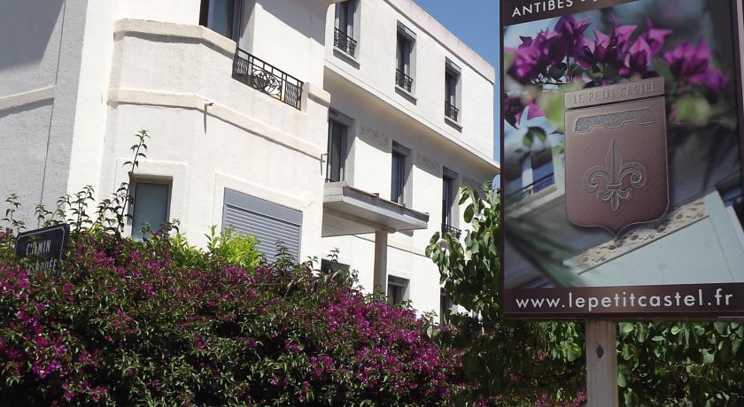 Hôtel Le Petit Castel