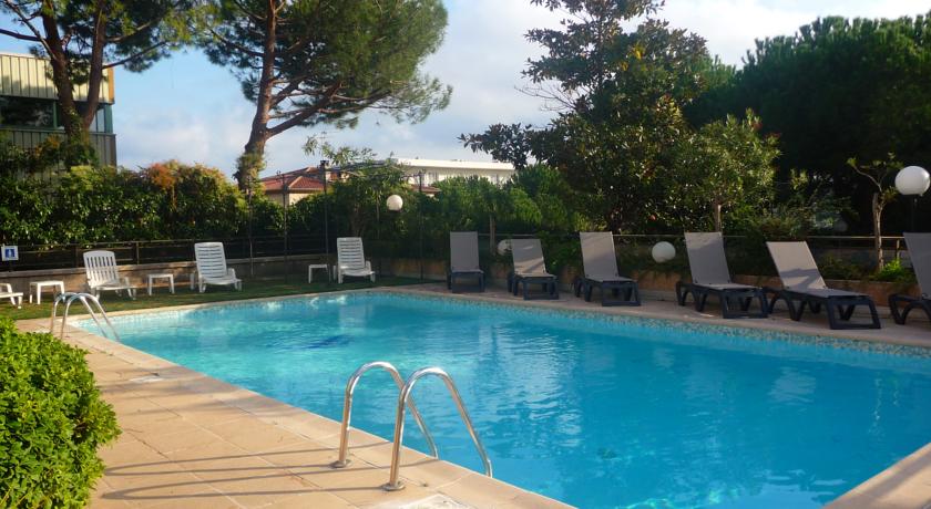 Hôtel Campanile Antibes