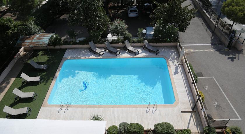 Hôtel Campanile Antibes