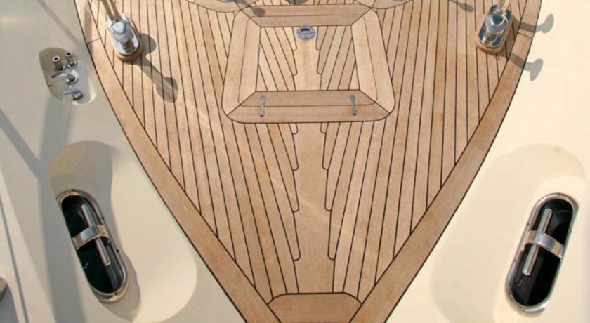 Yacht Leopard 27