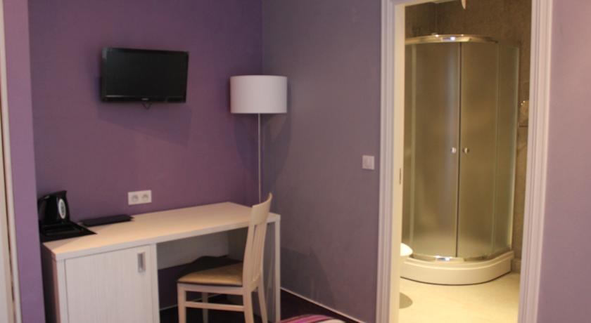 Irin Hotel
